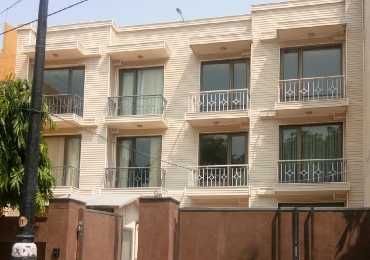 Uds Villa Scandinavian B&B - Next To Vfs New Delhi Luaran gambar