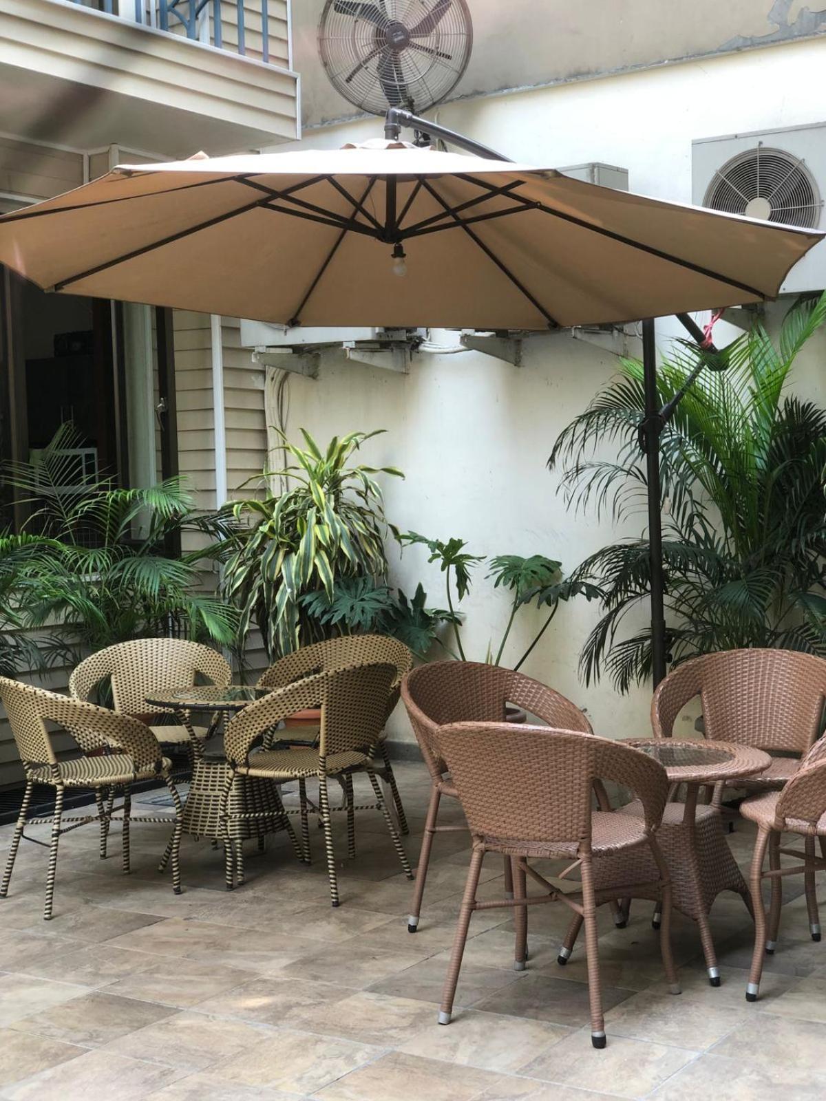 Uds Villa Scandinavian B&B - Next To Vfs New Delhi Luaran gambar