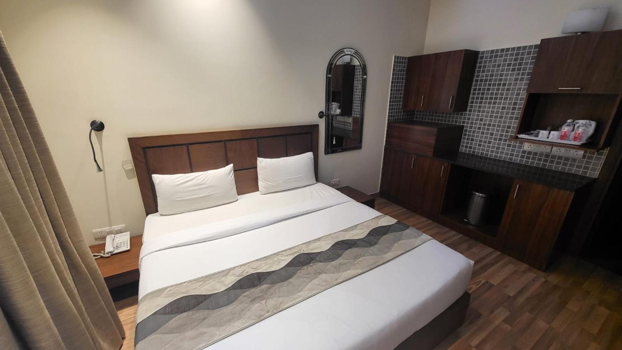 Uds Villa Scandinavian B&B - Next To Vfs New Delhi Luaran gambar